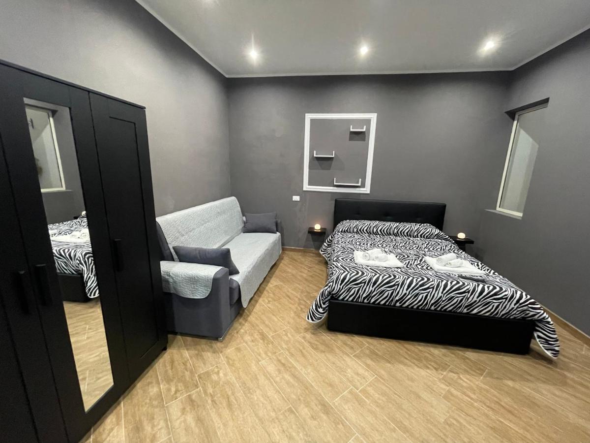 B&B Miramare Suite Borgo Taranto Exterior foto
